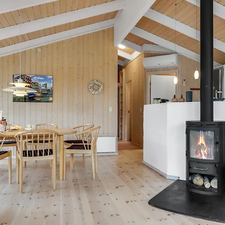 Cozy In With Wifi Holiday home Strandby